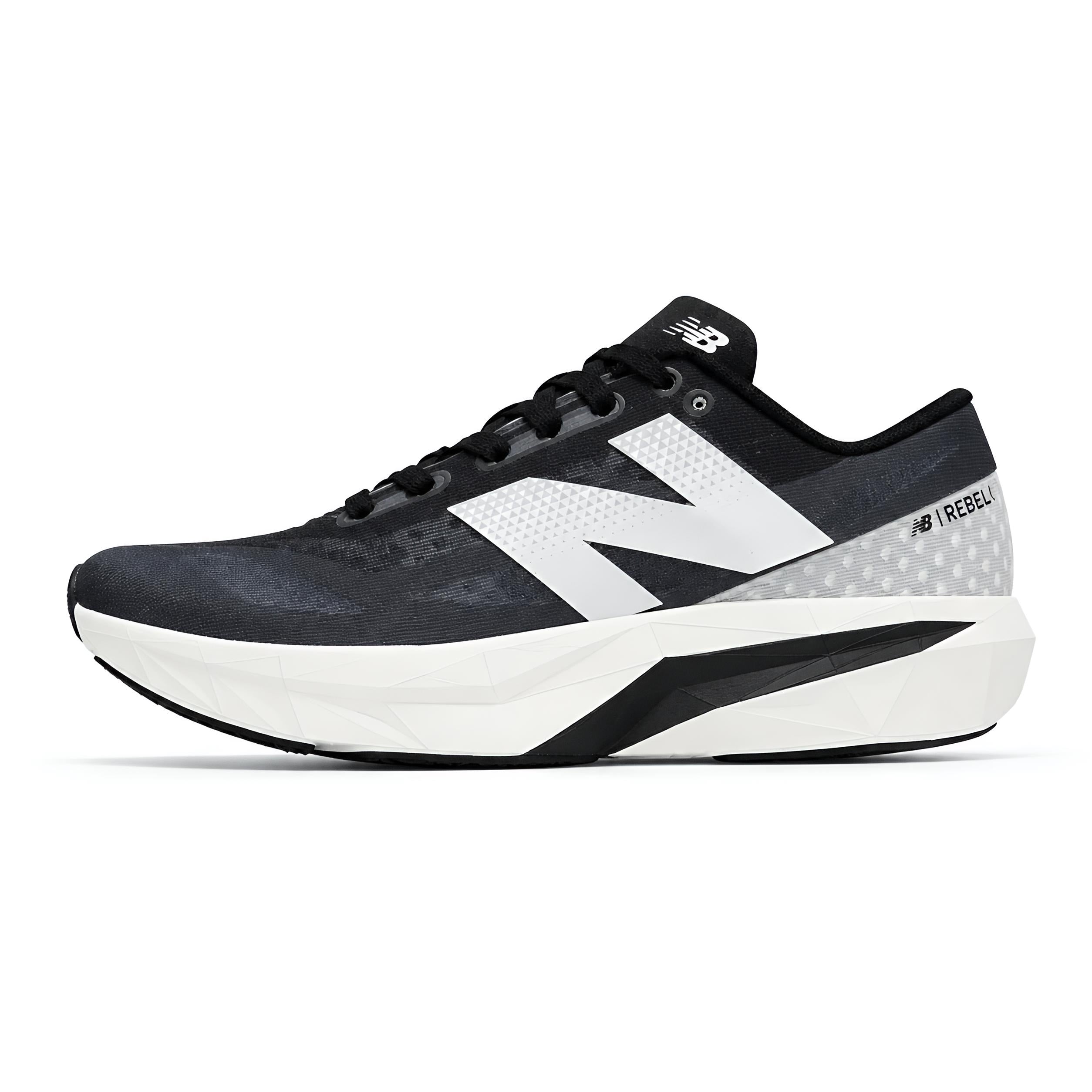 NB Fuelcell Rebel V4 (Black White)