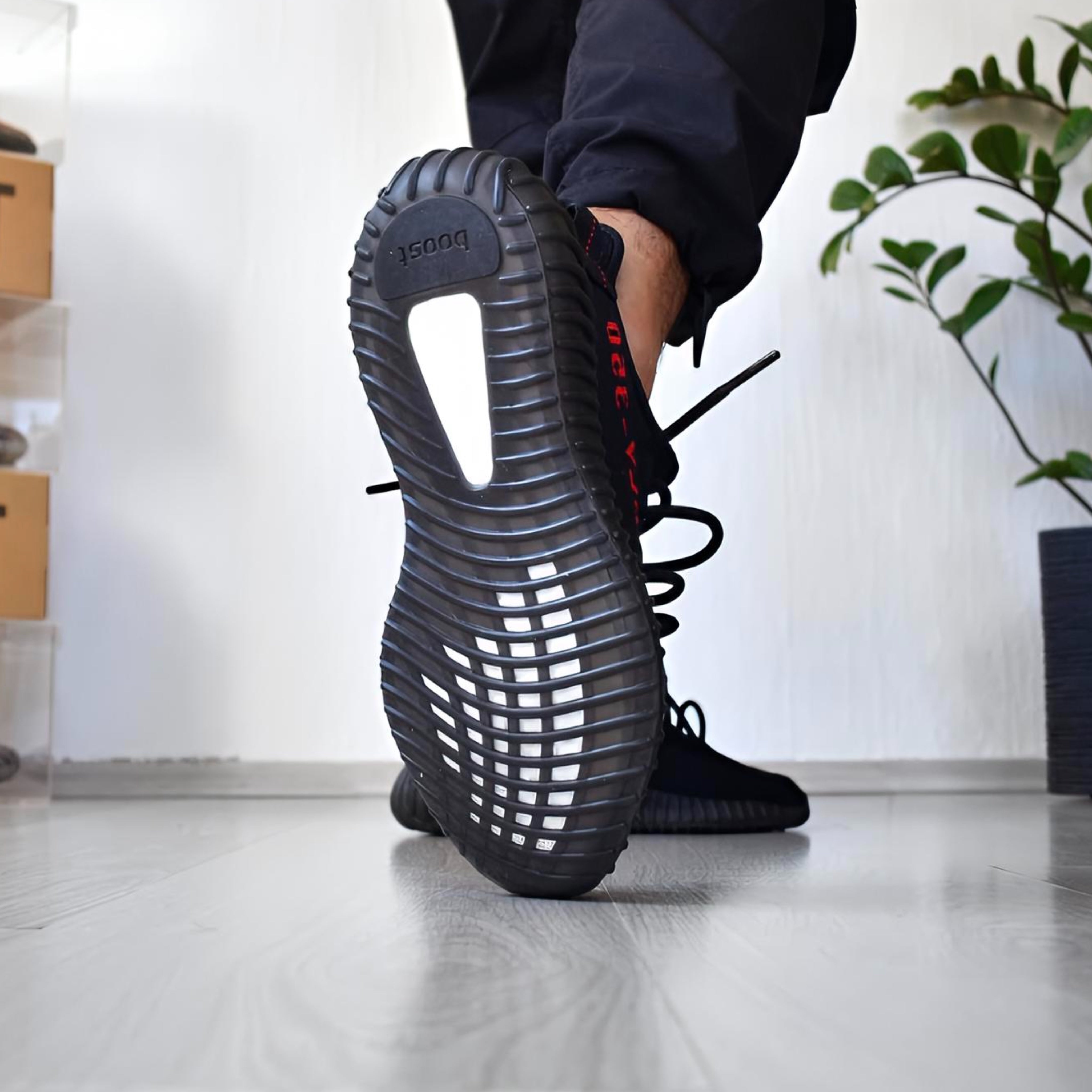 Yeezzy 350 (Bred) Premium 1:1 UA Batch