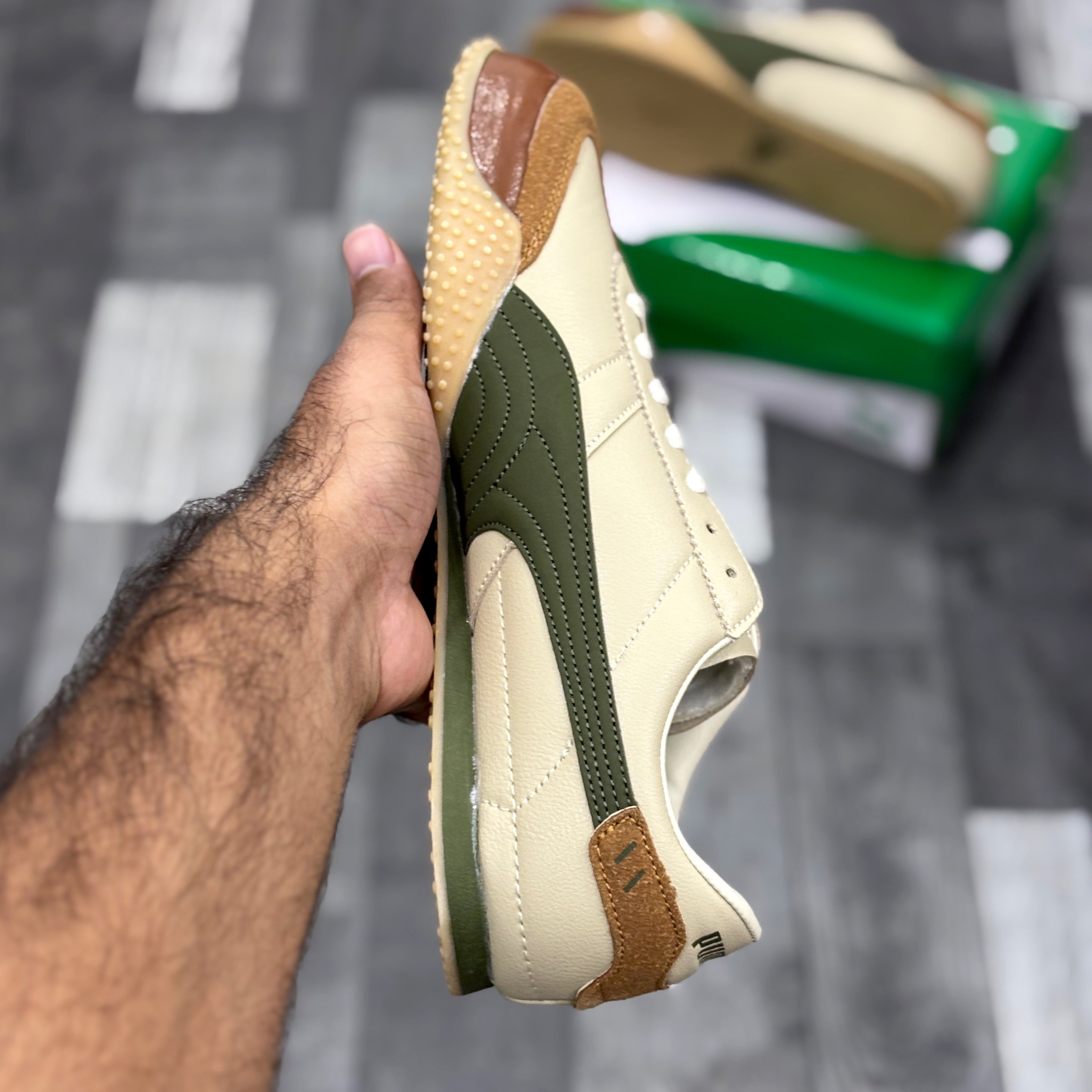 Pma Bella UT (Brown)