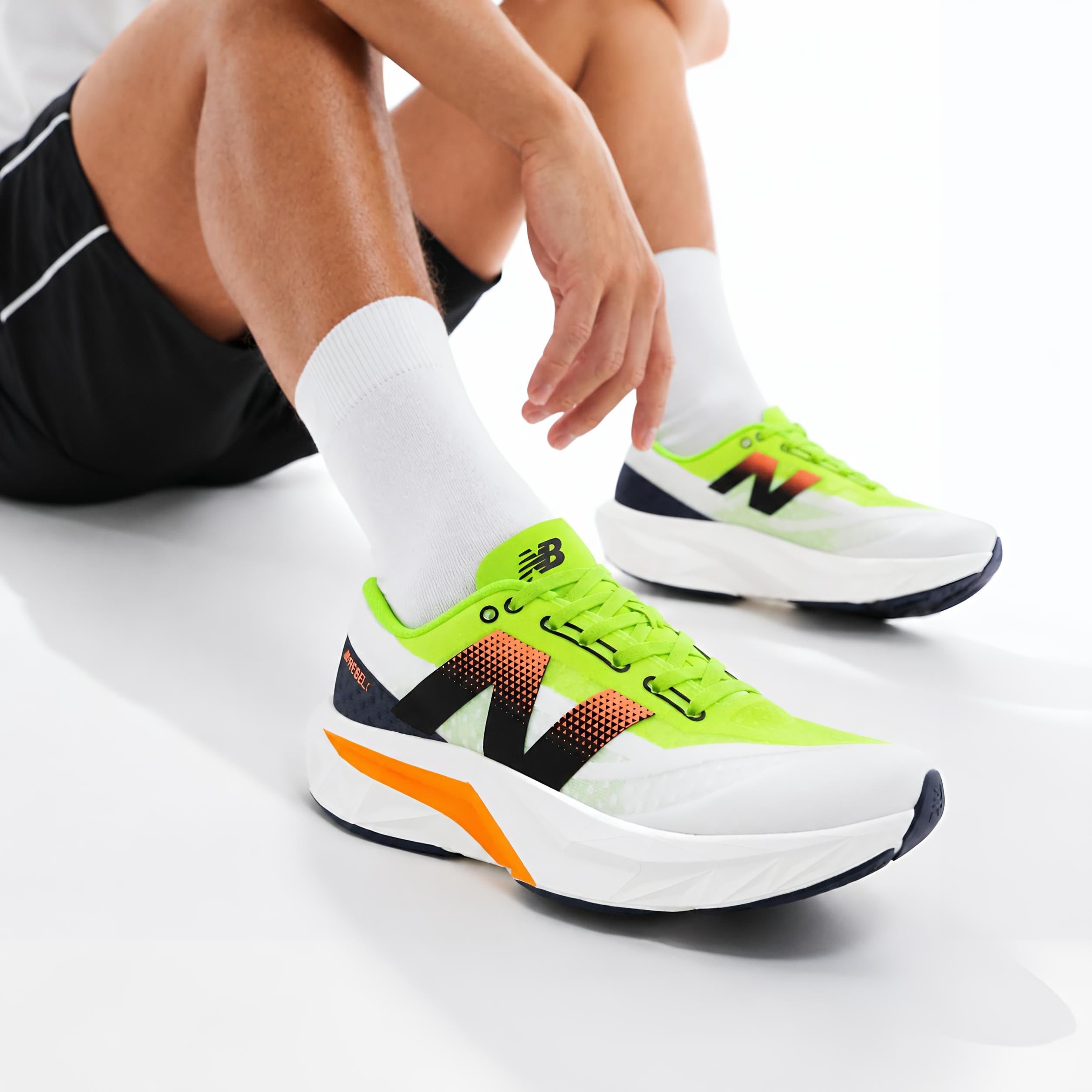 NB Fuelcell Rebel V4 (Lime Hot Mango)