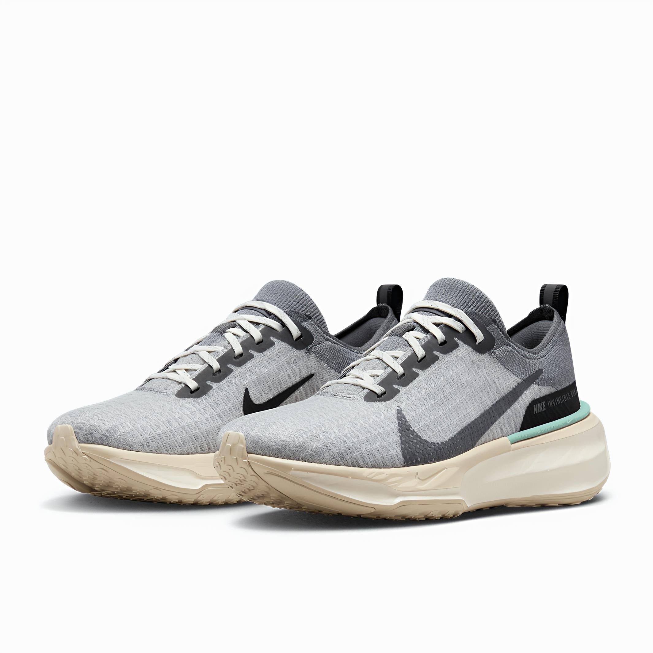 Nk Zooom X Invinciible Runn 3 (Grey)