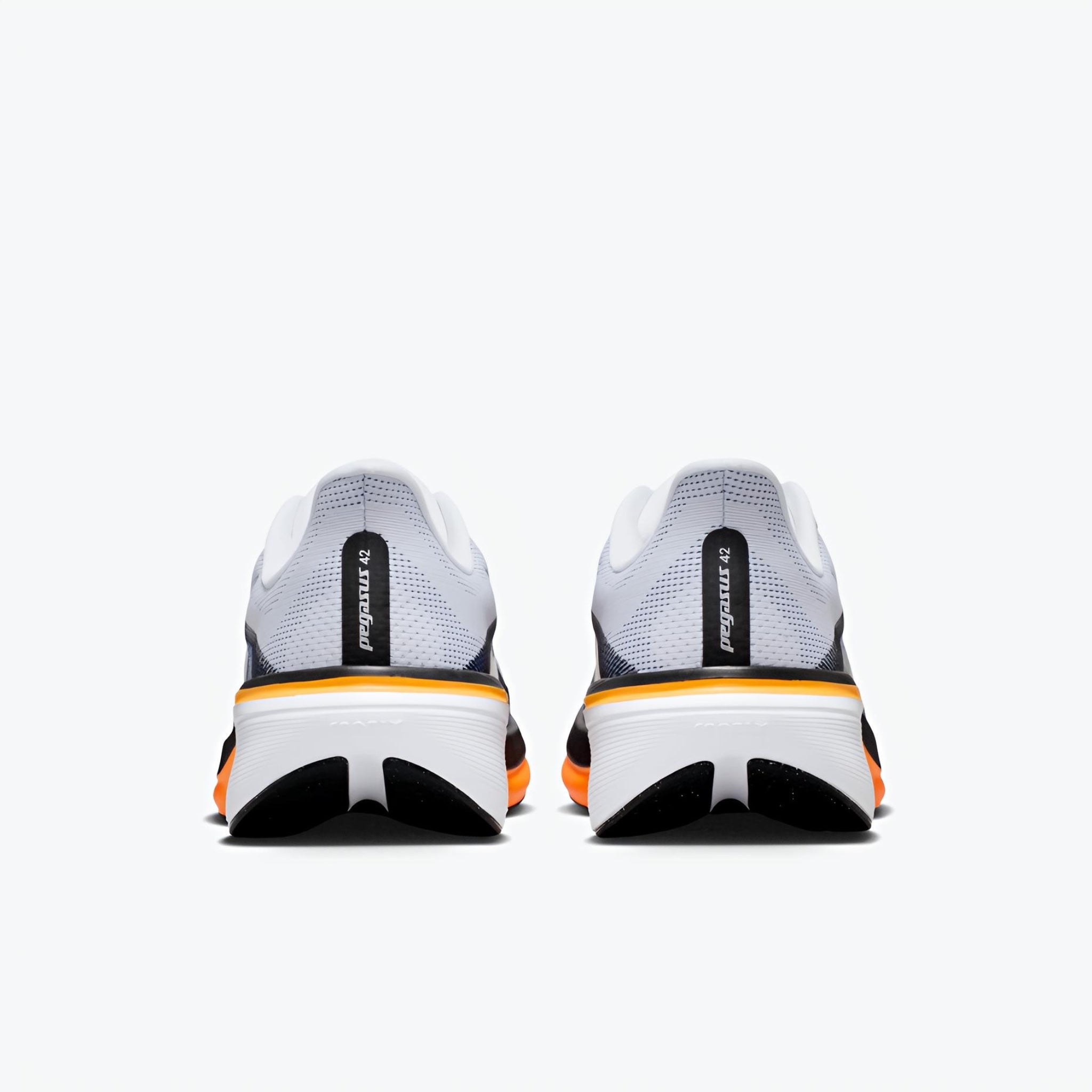 Nk Pegasus 42 (White Metallic)