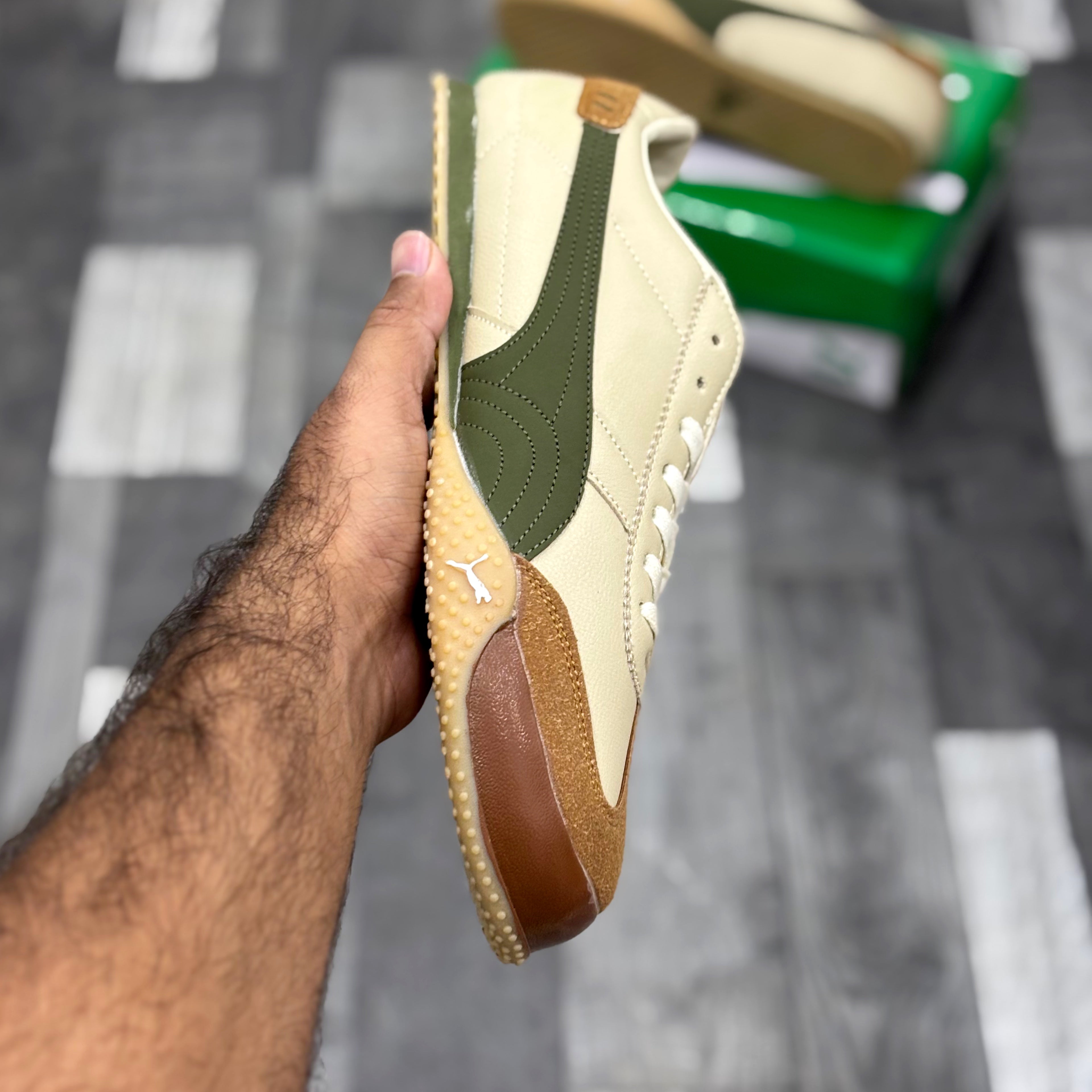 Pma Bella UT (Brown)