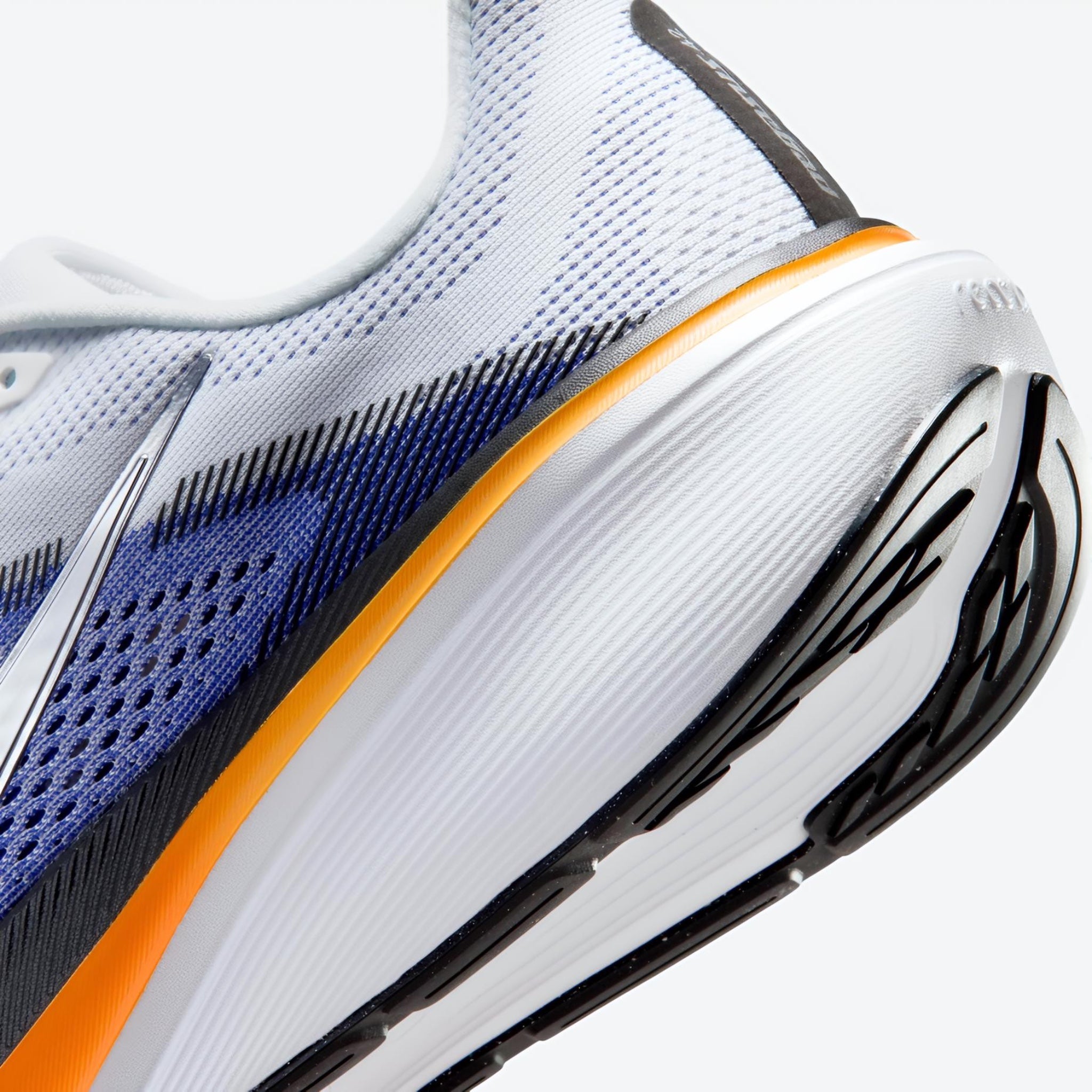 Nk Pegasus 42 (White Metallic)