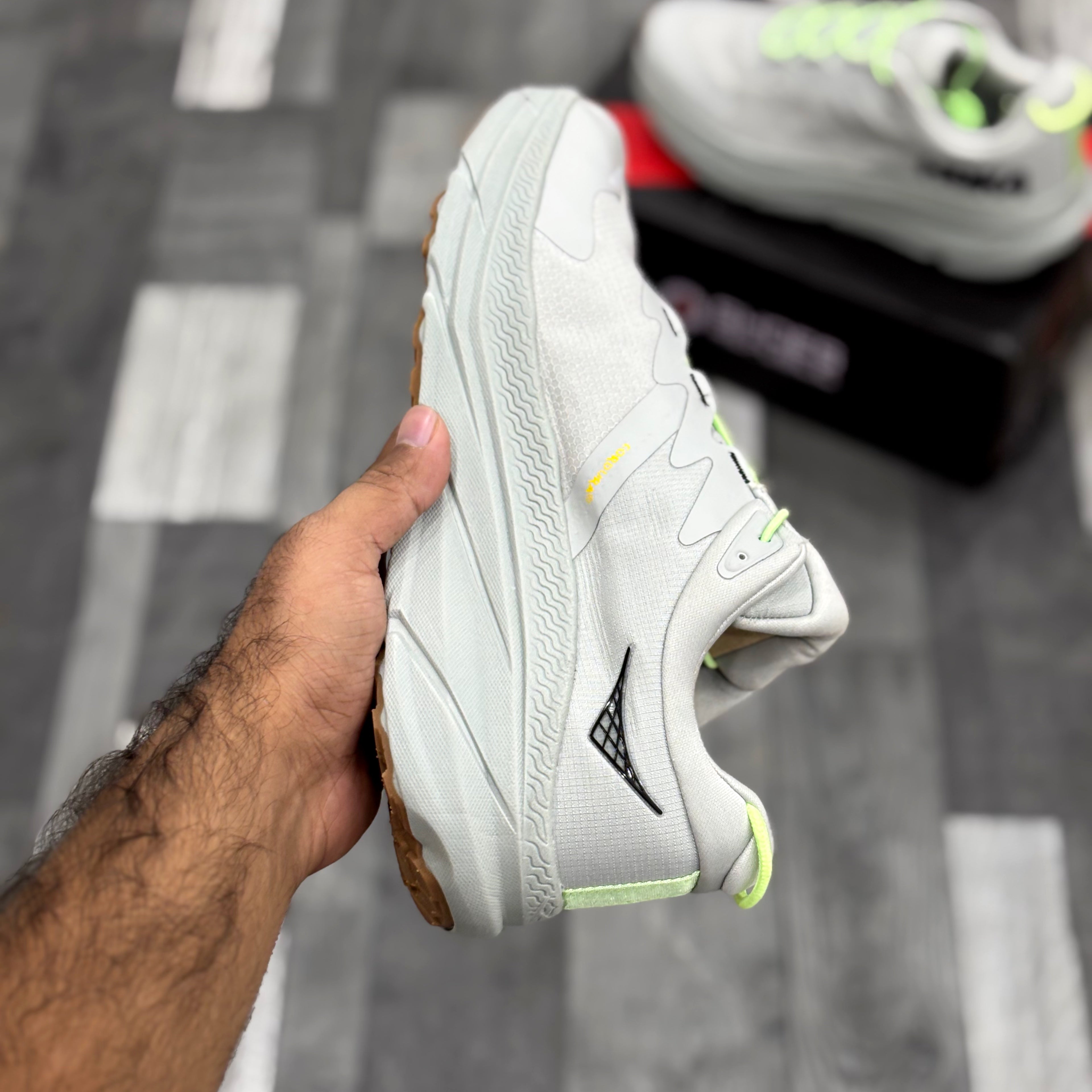 Hoka Transport (Harbor Mist Lime Glow)