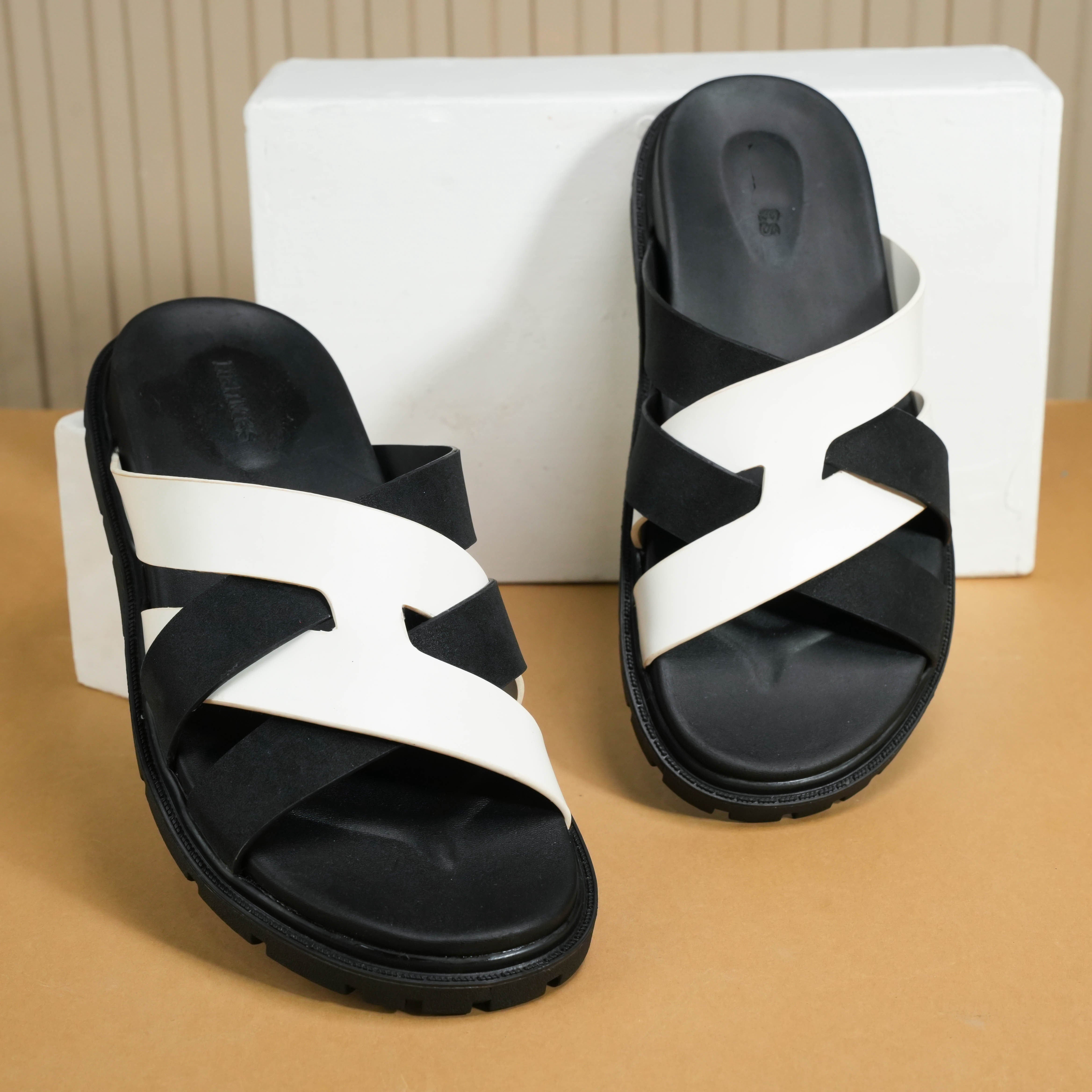 Kazimir (White Black)