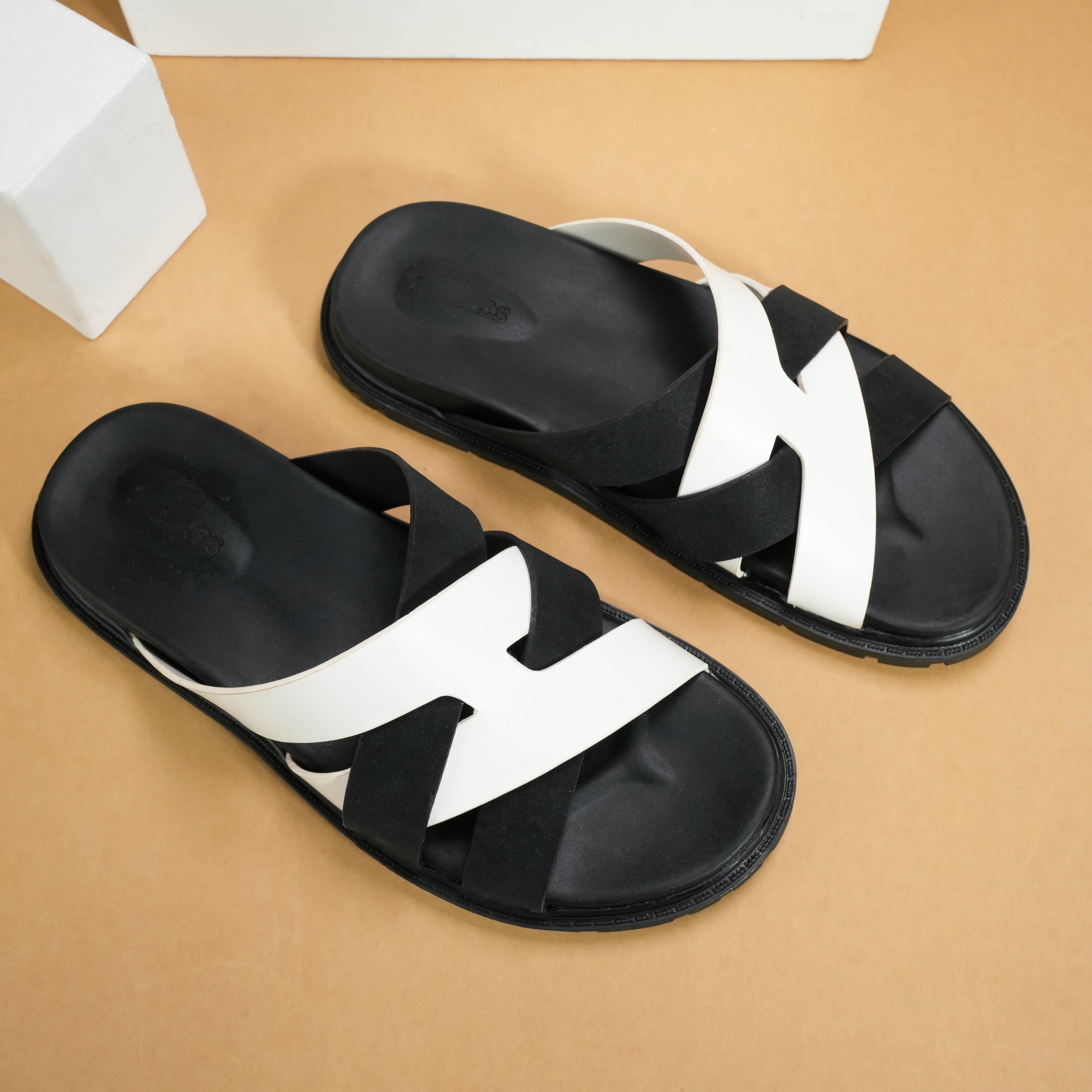 Kazimir (White Black)