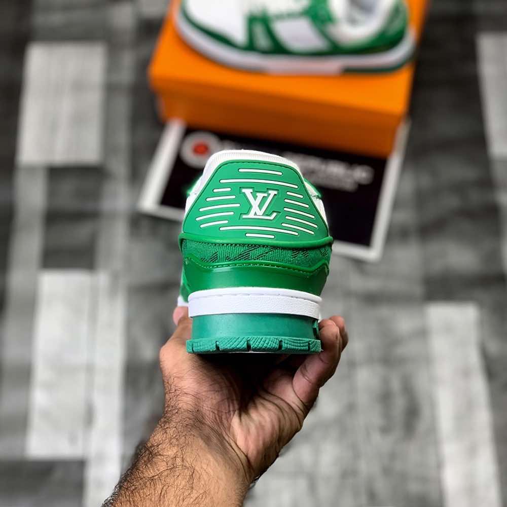 Lo-Vi Trainers Green | Fresh & Fashionable Look - ShoesRepublic