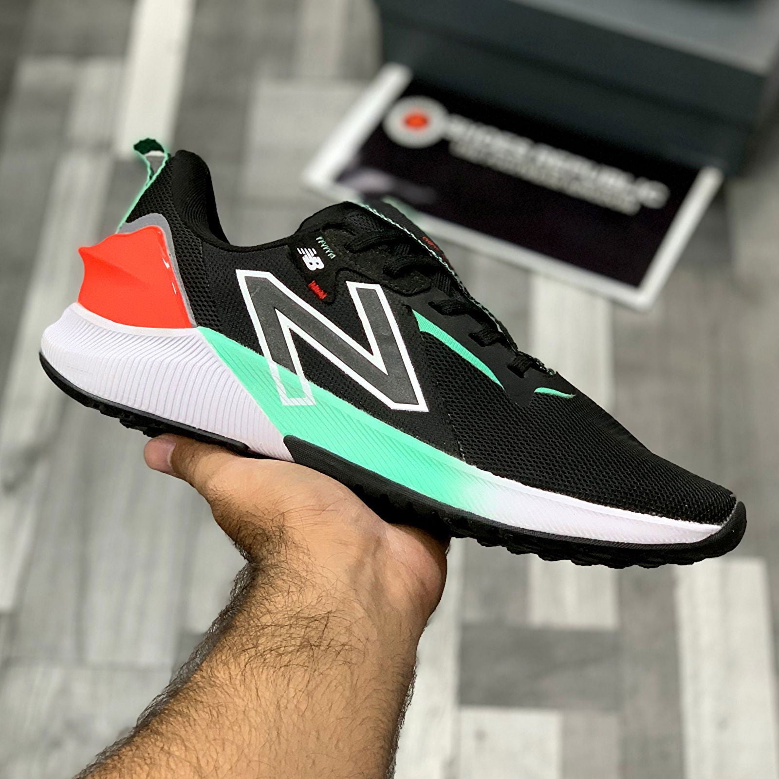 NB FuelCell Propel RMX v2 Black Bright Neon - Main Image