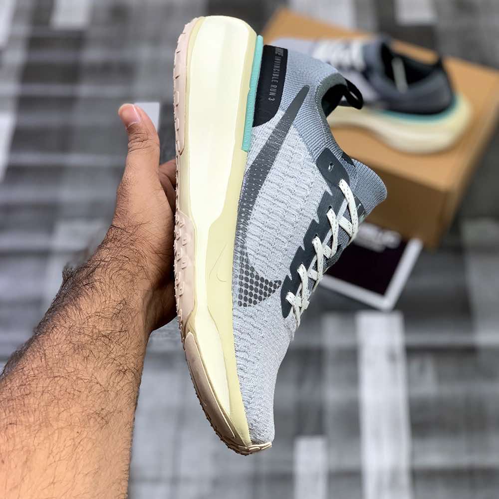 Nk Zooom X Invinciible Runn 3 (Grey) - ShoesRepublic