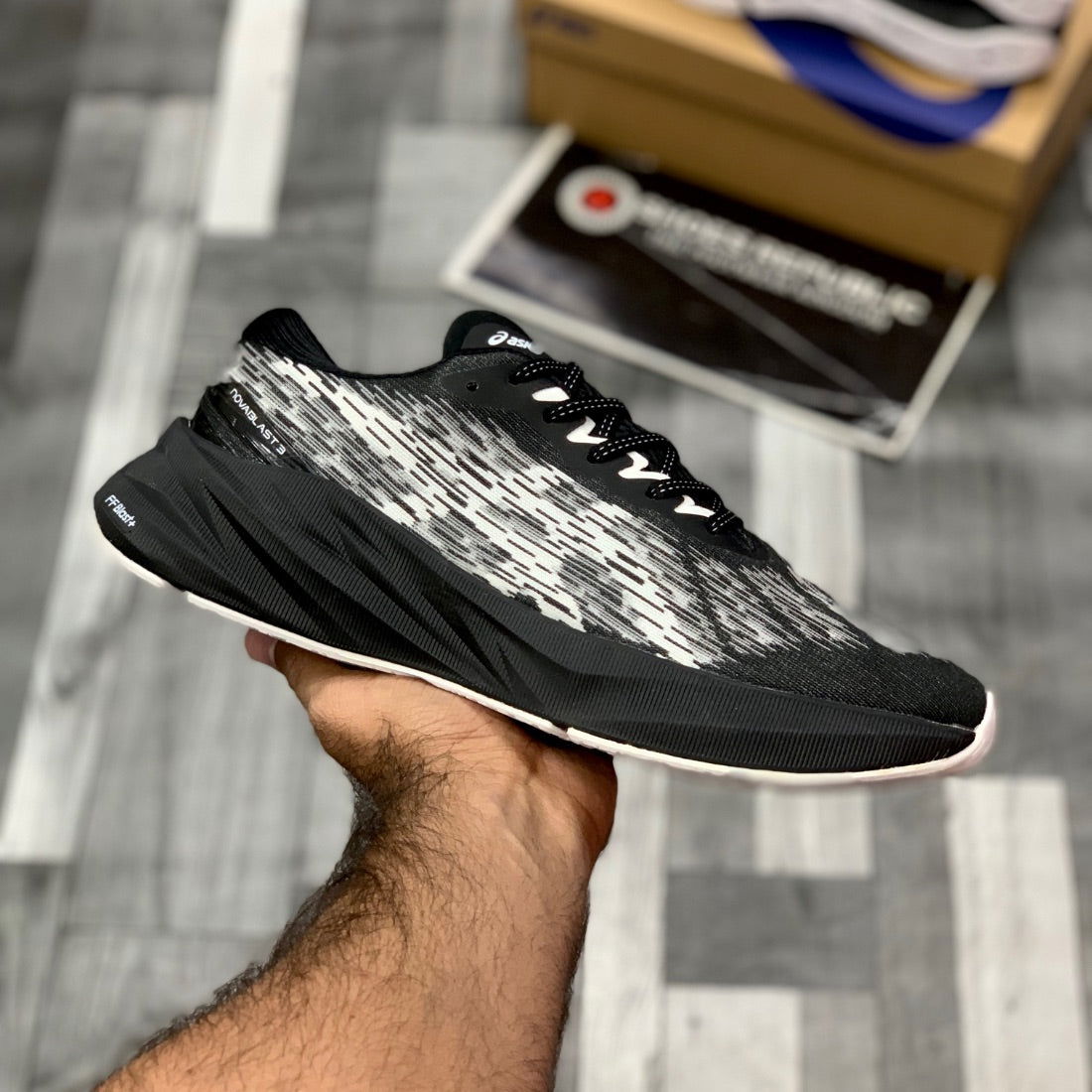Novablastt 3 “Black White” Premium Batch - ShoesRepublic