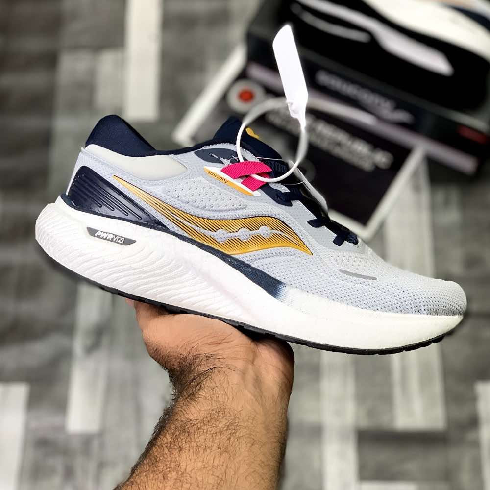 Sauconny Triiumph 21
(Grey) Top Premium Batch - ShoesRepublic