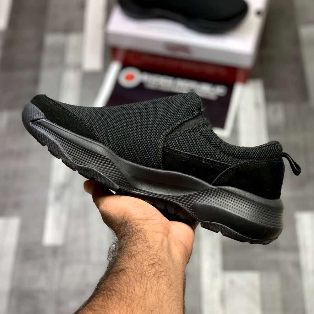 Skecherrs Archfitt Good-Year Slip-In "Black" - ShoesRepublic