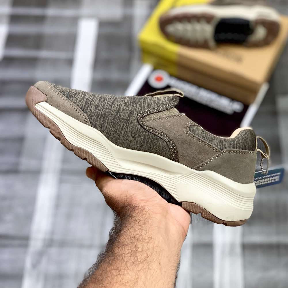 Skecherrs Archfitt Slip-In "Natural Brown" - ShoesRepublic
