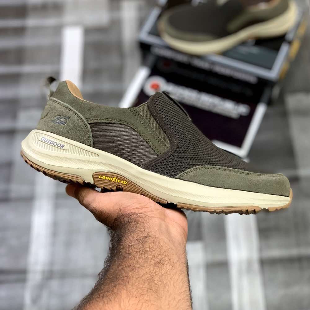 Skecherrs GoWalk Outdoor Slip-In 