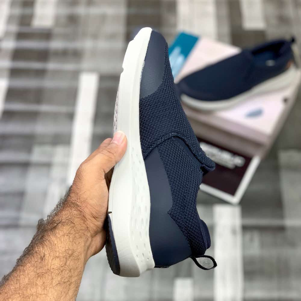 Skecherrs Gowalk Evolution Ultra "Navy" - ShoesRepublic