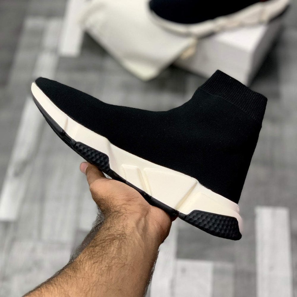 Speeed Traiiners BB x Mrr Porrter (Black-White) - ShoesRepublic