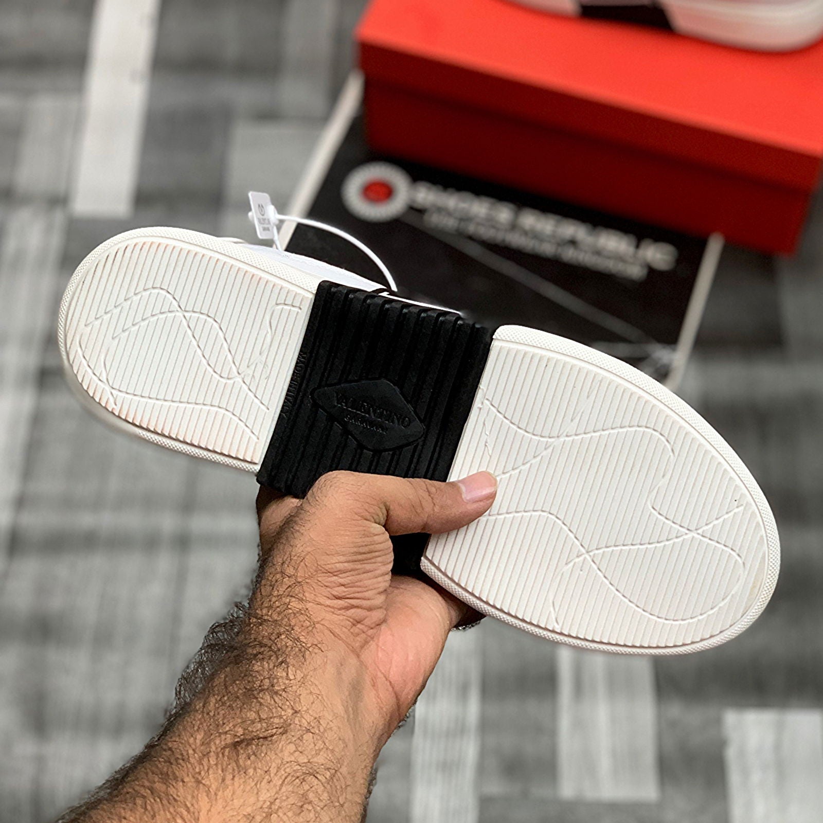 Valentiino VL7N (White-Black) Premium Batch - ShoesRepublic