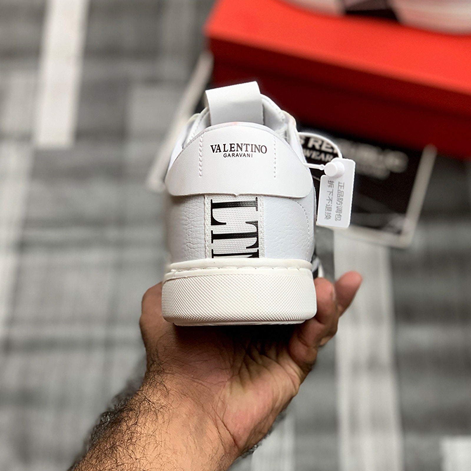 Valentiino VL7N (White-Black) Premium Batch - ShoesRepublic