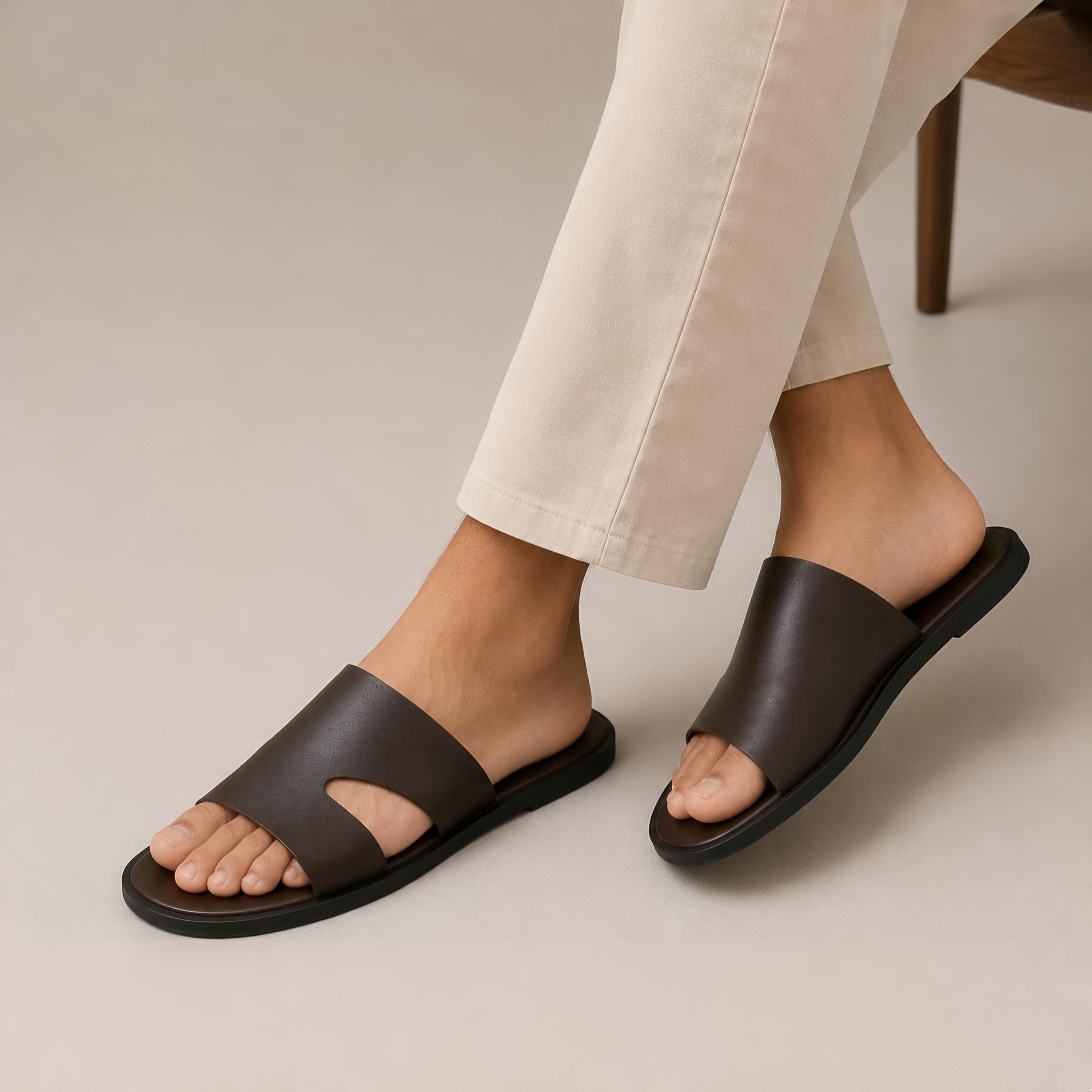 Pilat Cutout Slides (Brown)