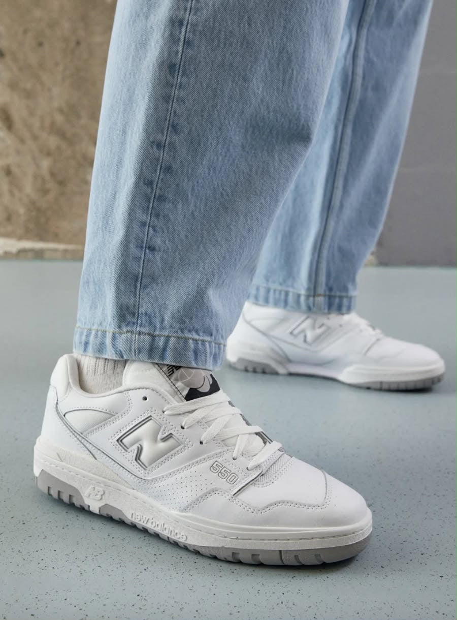 Nb 550 (White)