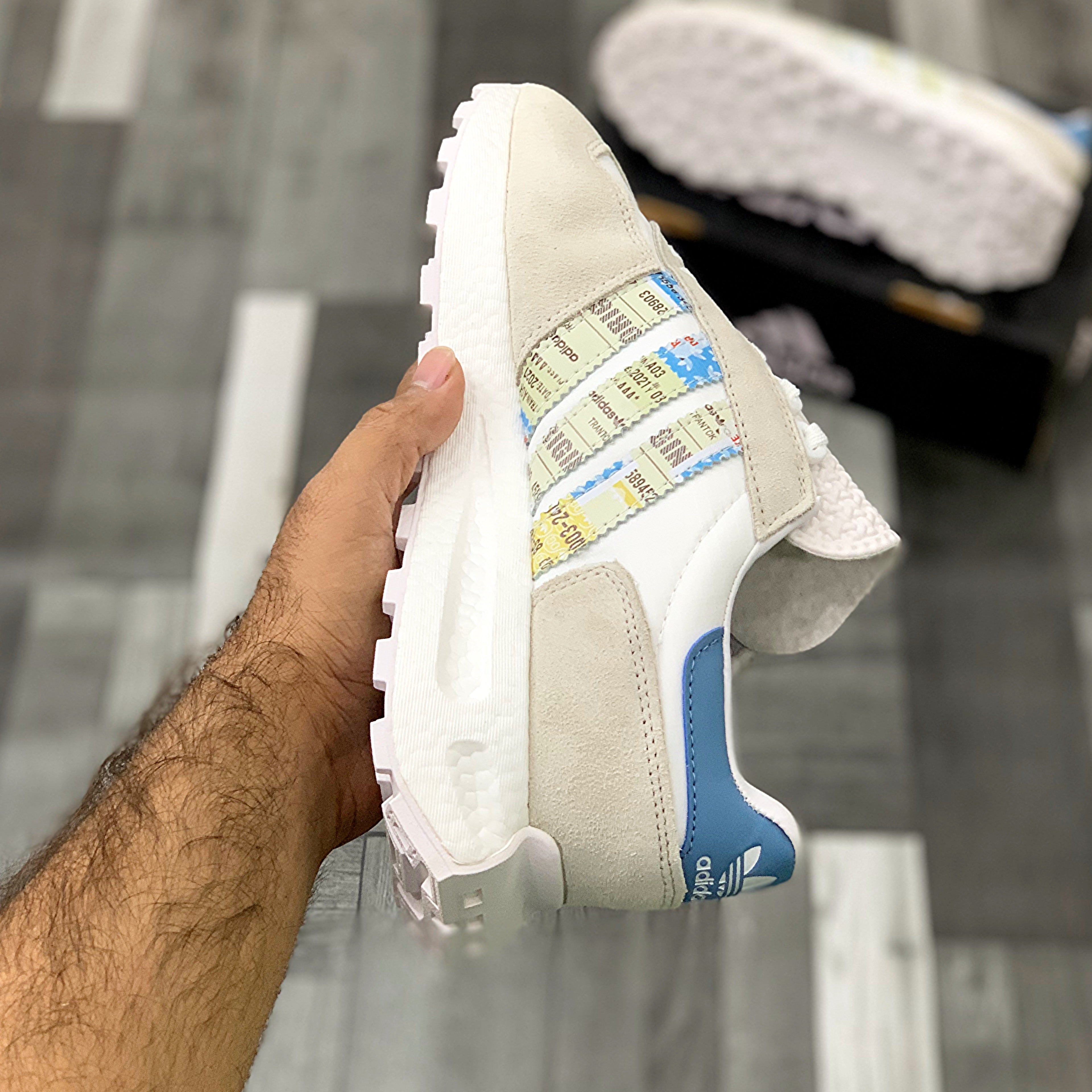 Adi Retropy E5 Trainers  (Blue Art)