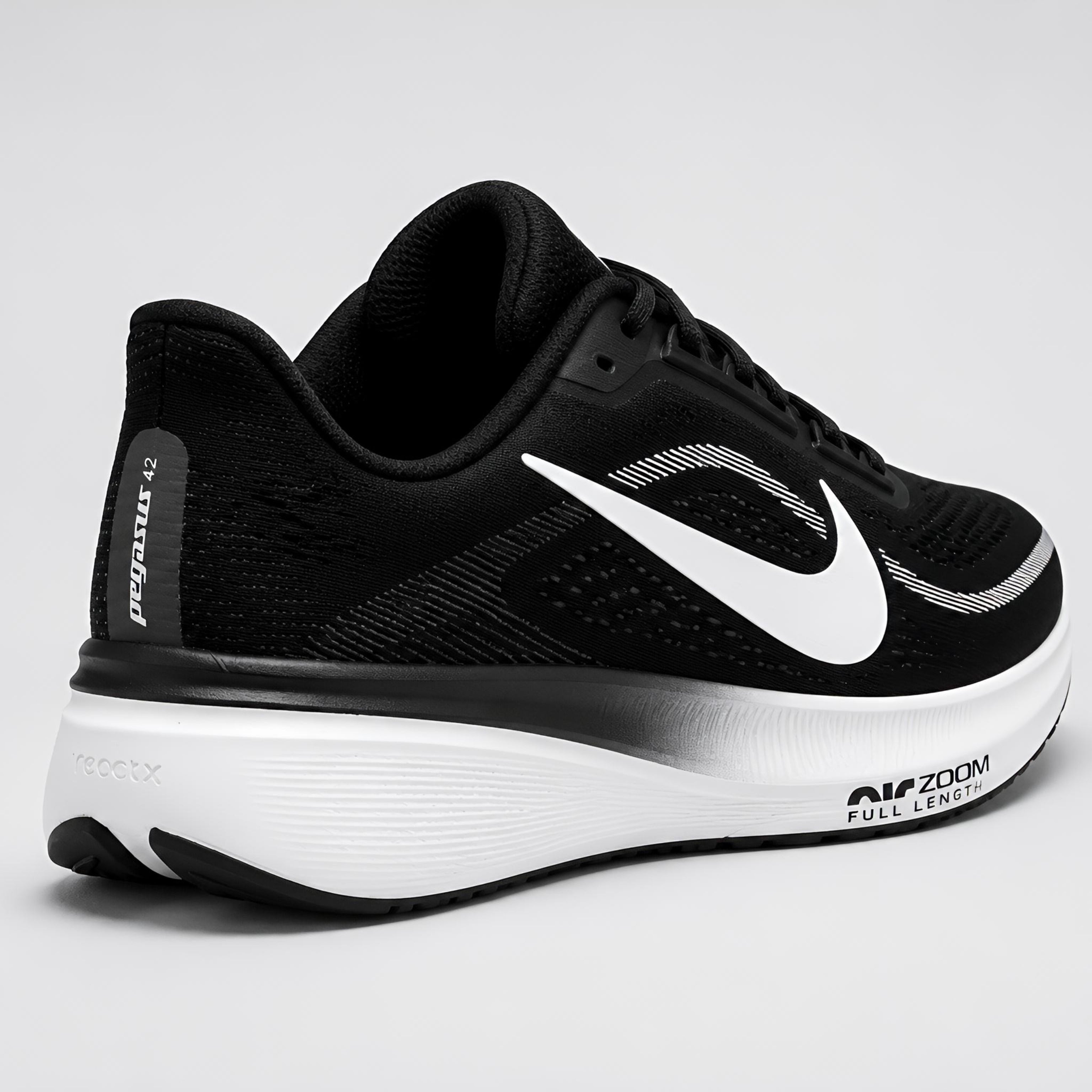 Nk Pegasus 42 (Black White)
