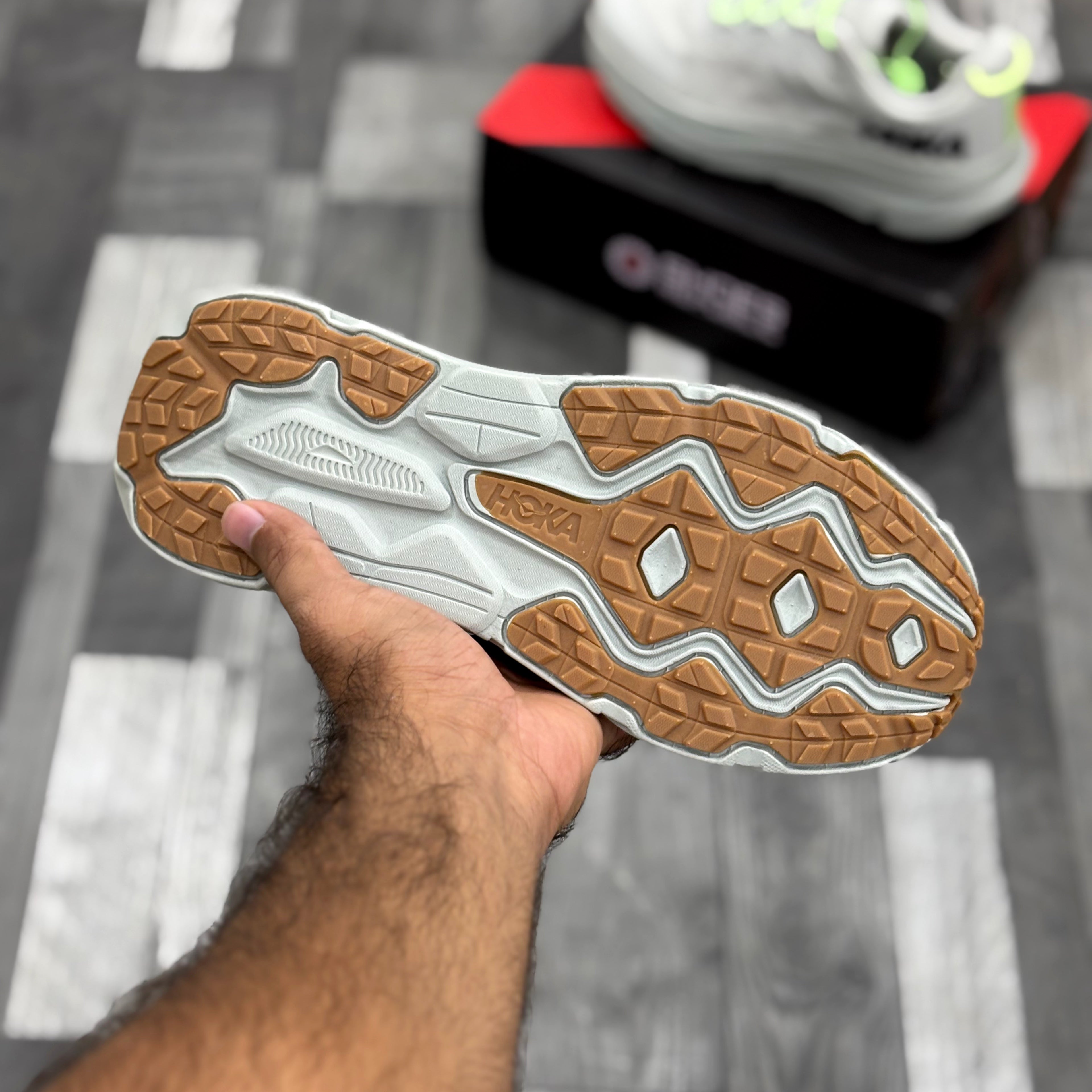 Hoka Transport (Harbor Mist Lime Glow)