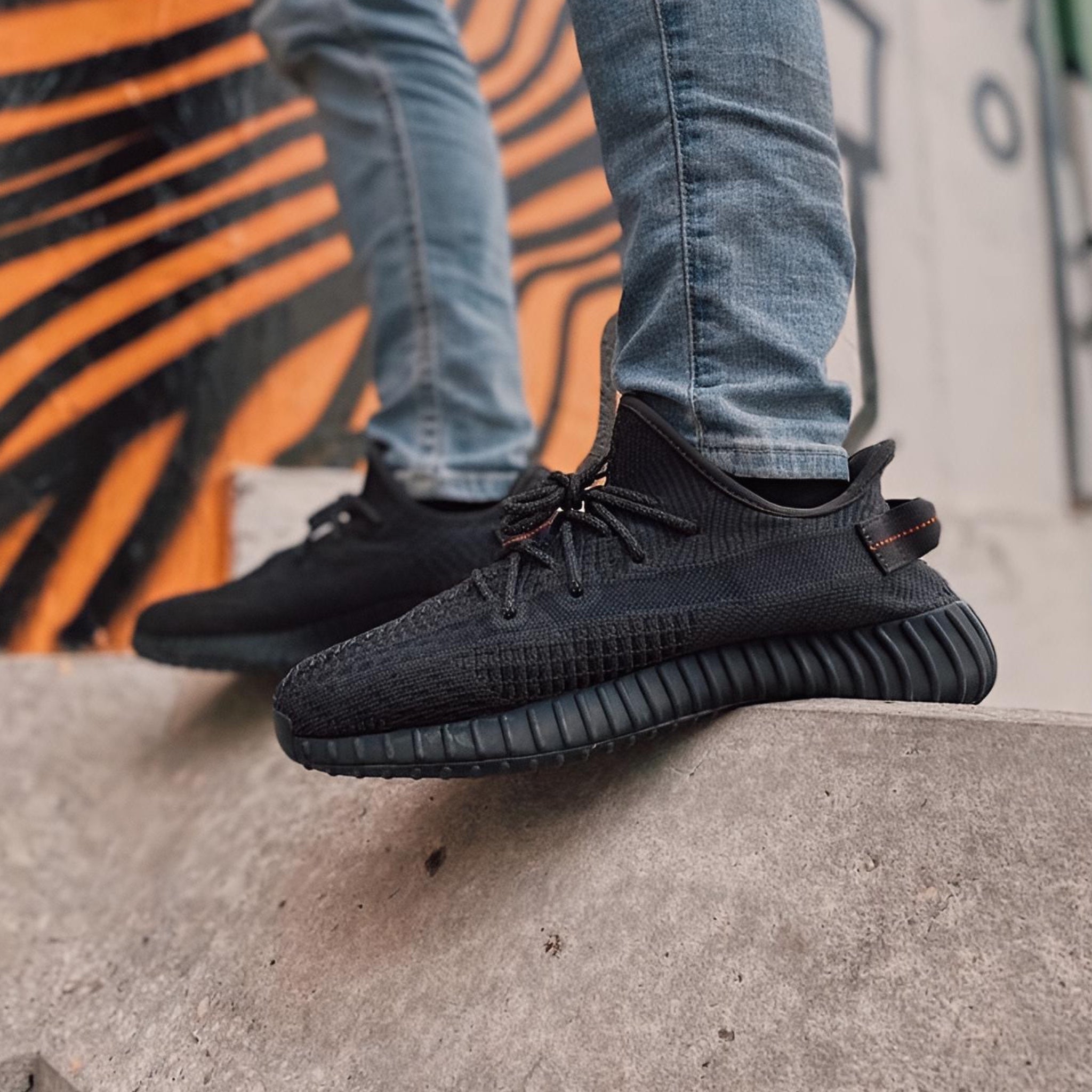 Yeezzy 350 v2 (Black Reflective) Premium 1:1 UA Batch