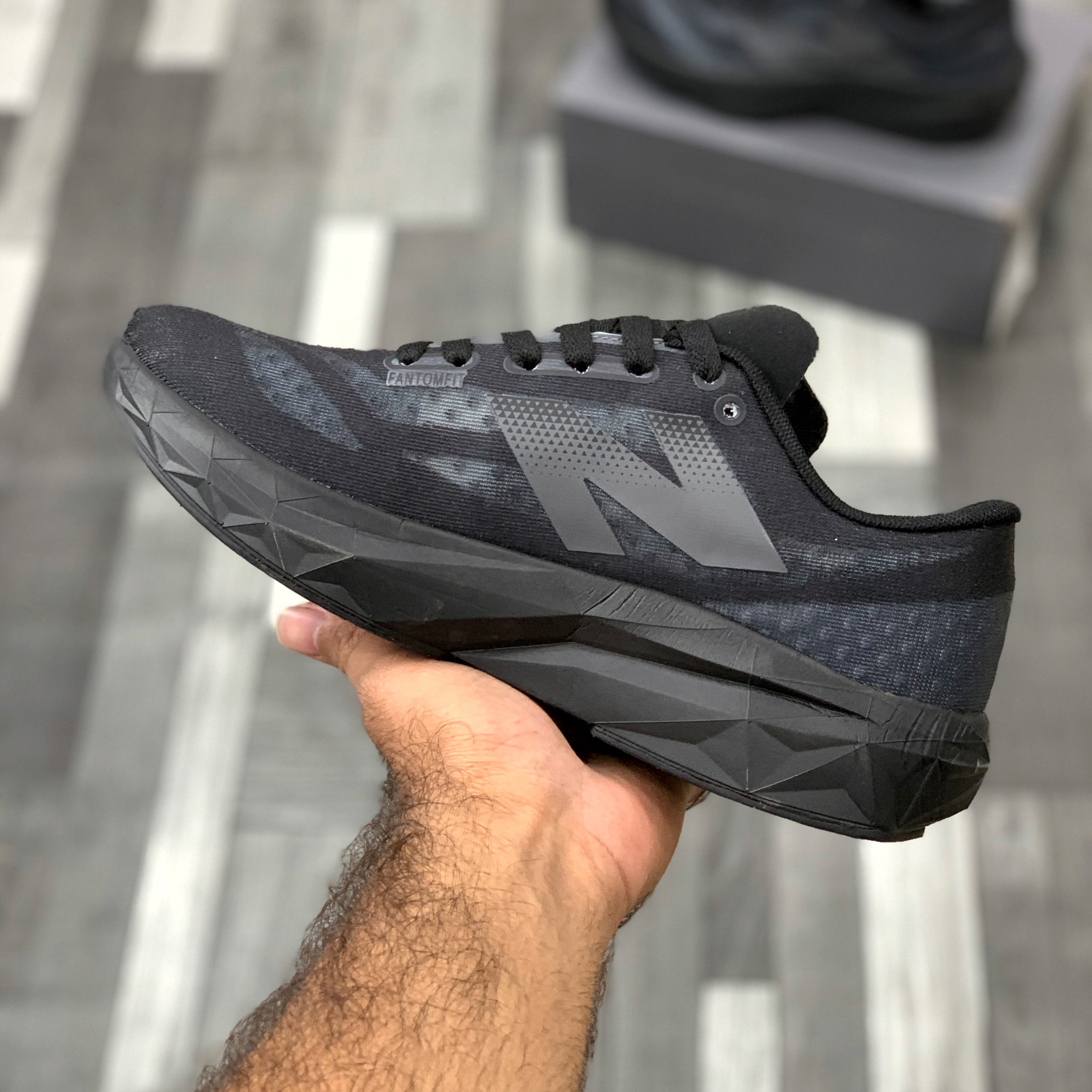 NB Fuelcell Rebel V4 (Triple Black)