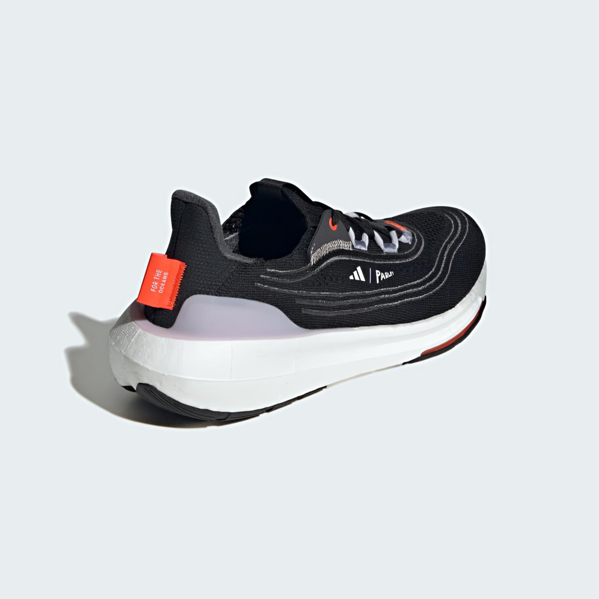 UB LightBoost 23 x Parleyy (Black White)
