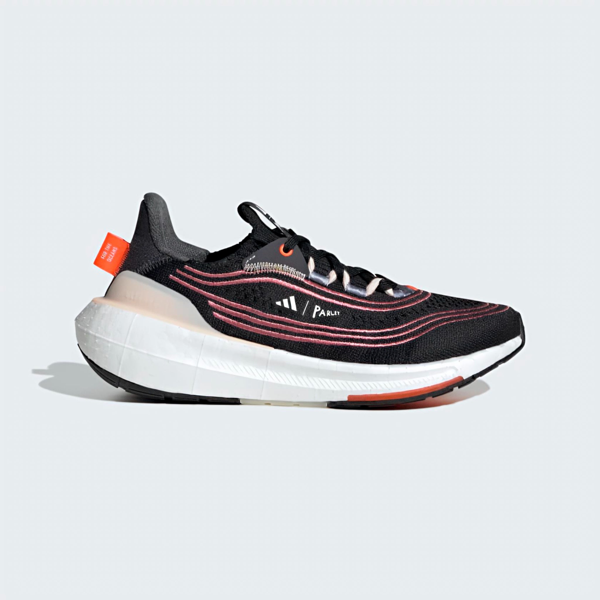 UB LightBoost 23 x Parleyy (Black Red)