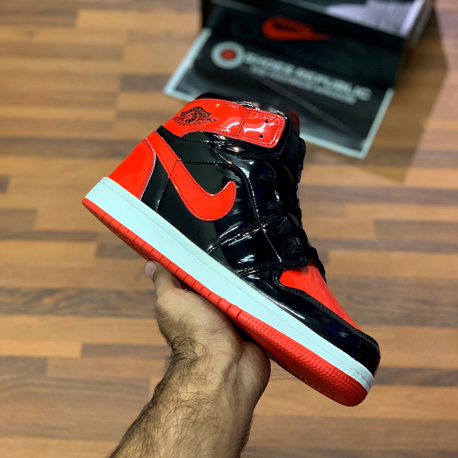 Aj-1s Hiightopps "Patent Bred" - ShoesRepublic 