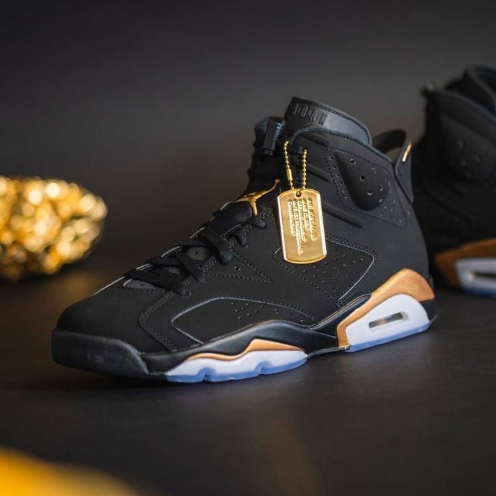 Aj-6 Retroo DMP Premium Batch | Materials, Classic Look - ShoesRepublic 