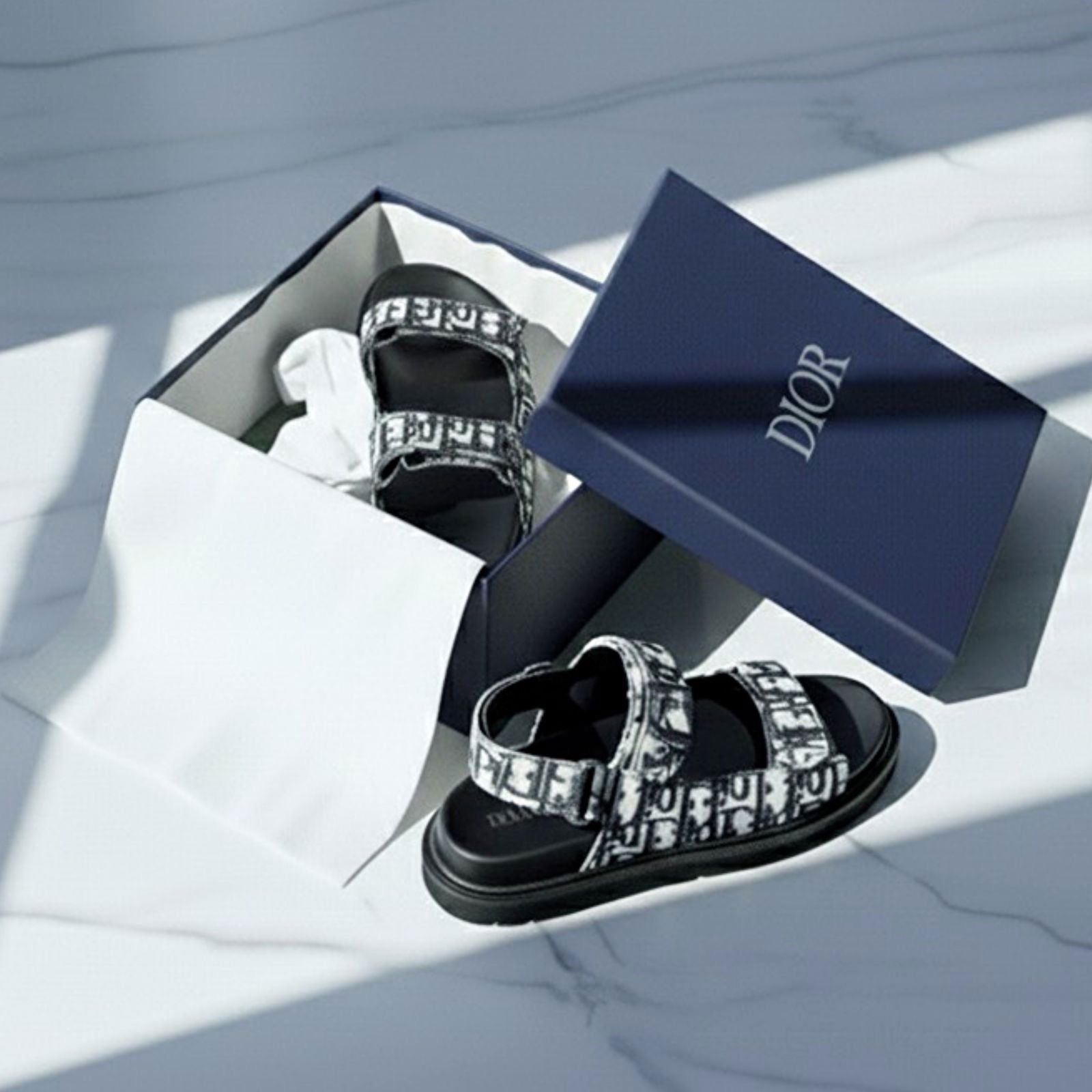 Aqua Obligue Sandals White - ShoesRepublic 