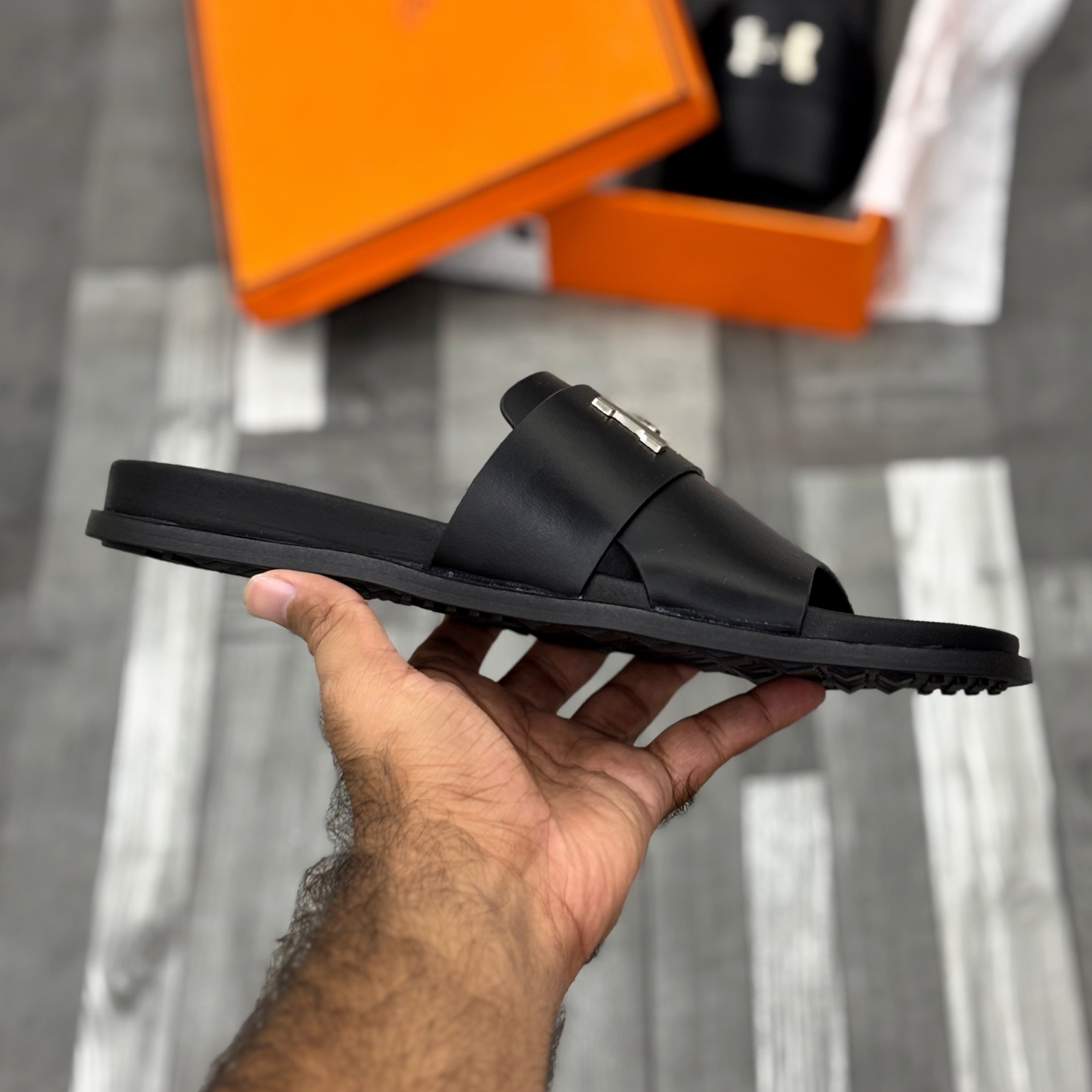 Hrms Arles (Black)
