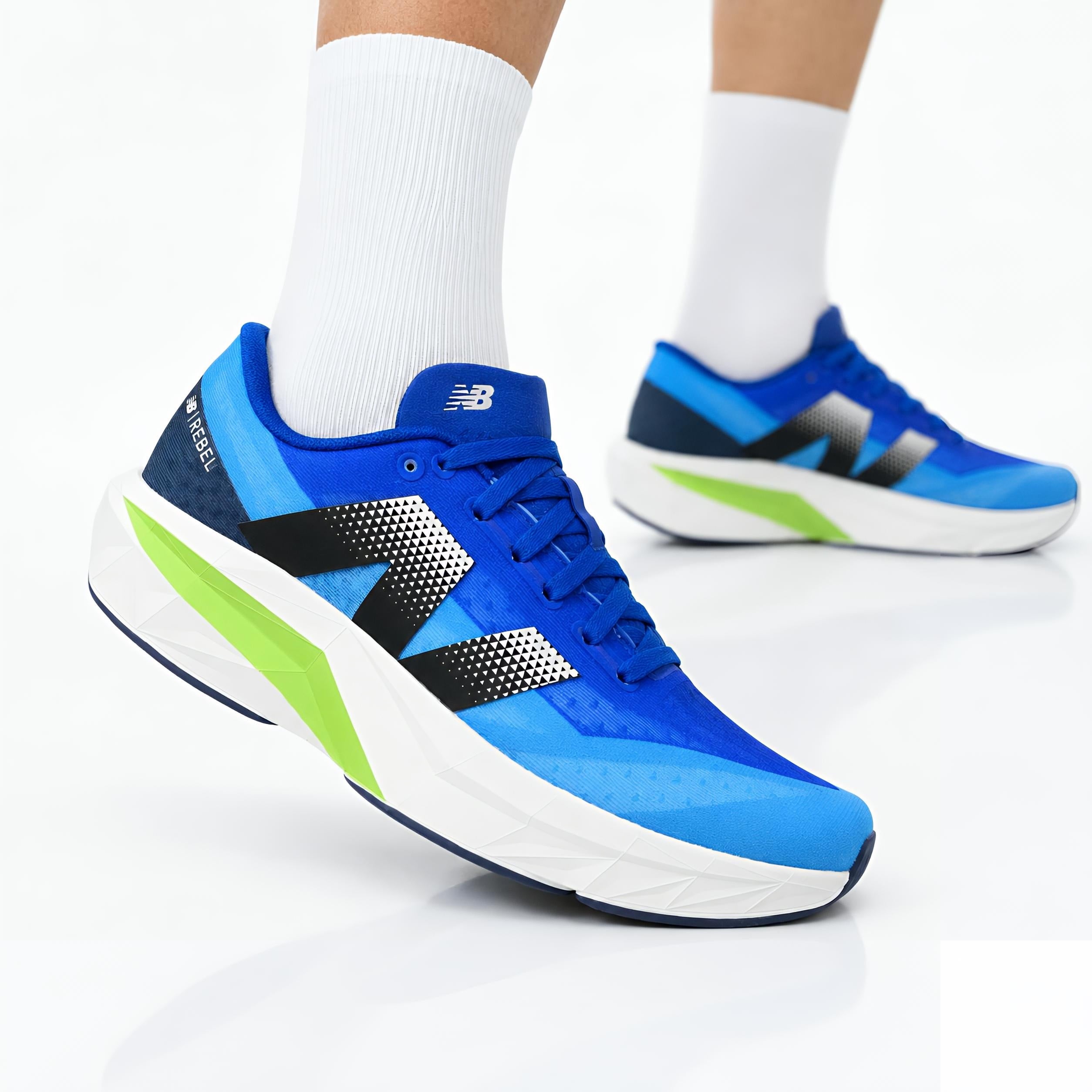 NB Fuelcell Rebel V4 (limelight blue)