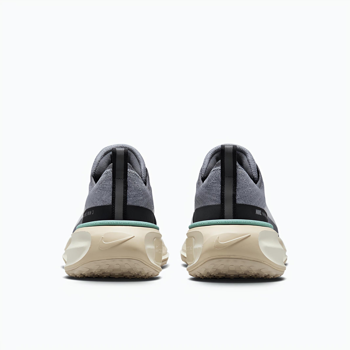 Nk Zooom X Invinciible Runn 3 (Grey)