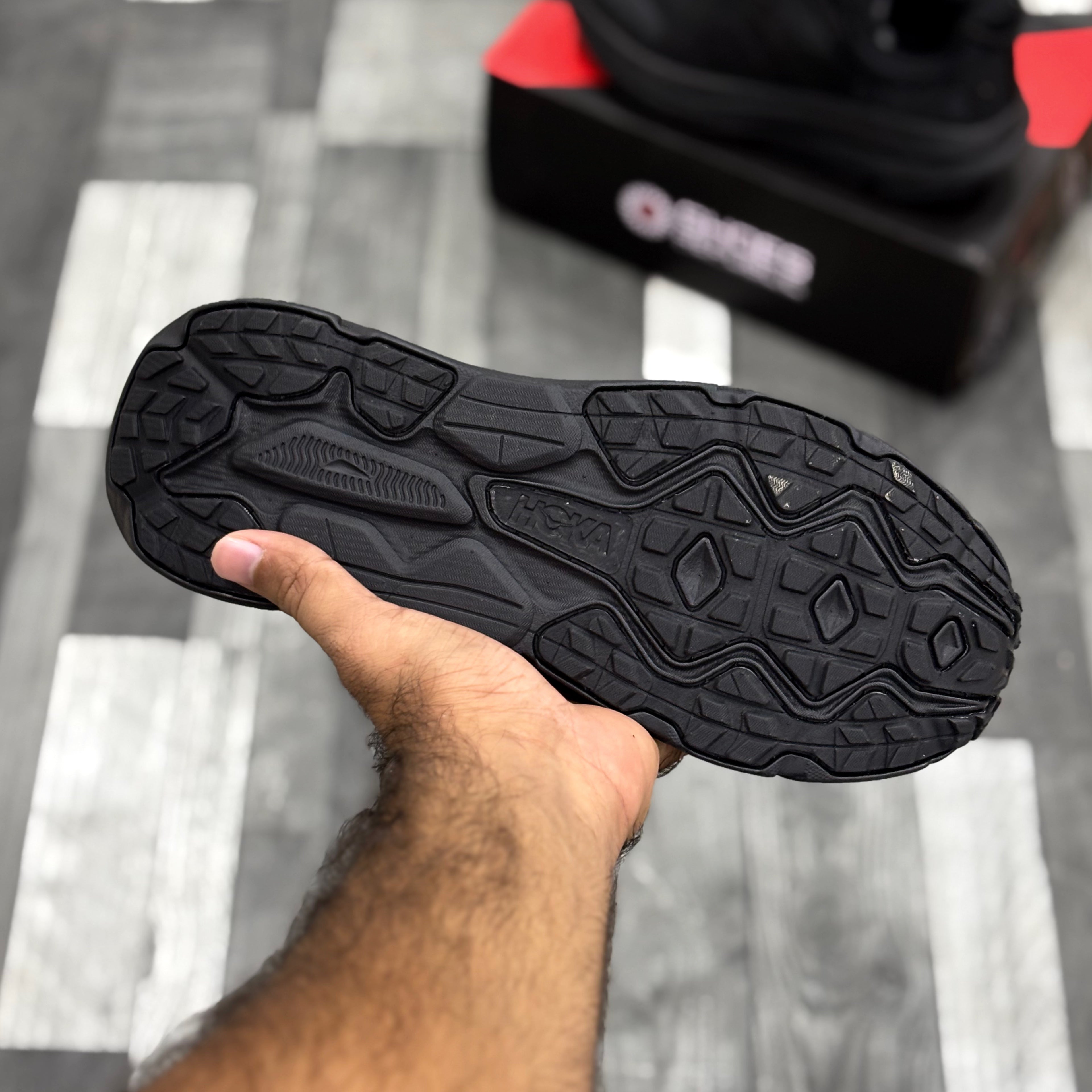 Hoka Transport (Triple Black)