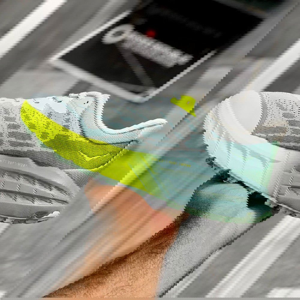 Hoka SpeedGoat 5 (Light Grey Neon) - ShoesRepublic 