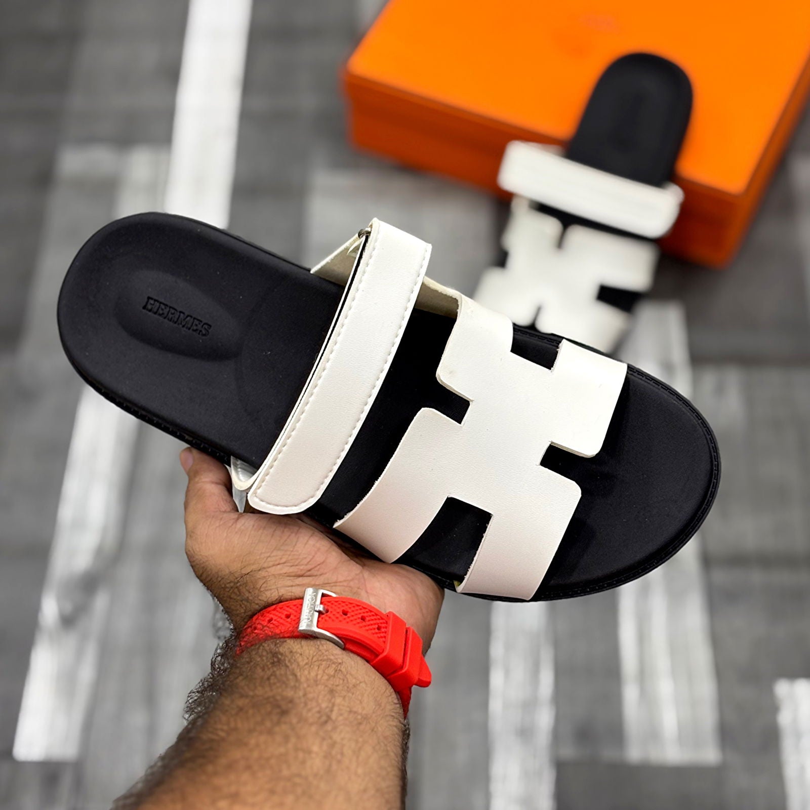 Hrms Chyprre White - ShoesRepublic 