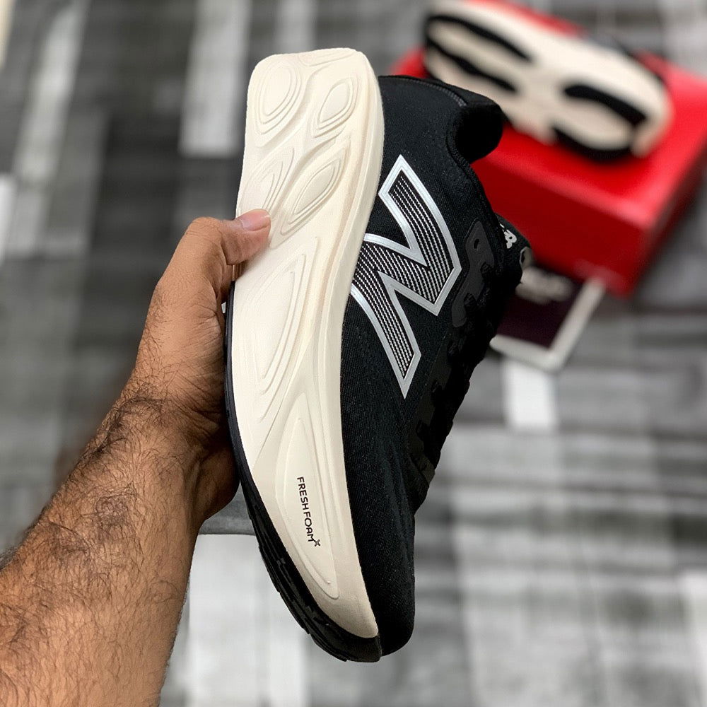 NB Fresh Foam X More V5 (Black White) - ShoesRepublic 