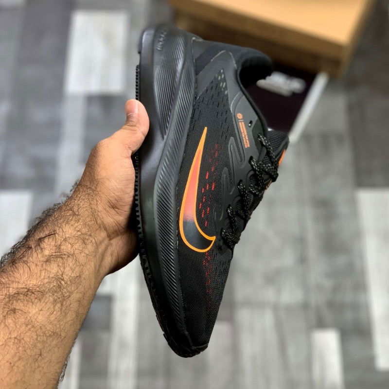 Nk Zooom Wiinfloo 7 (Black Orange) - ShoesRepublic 