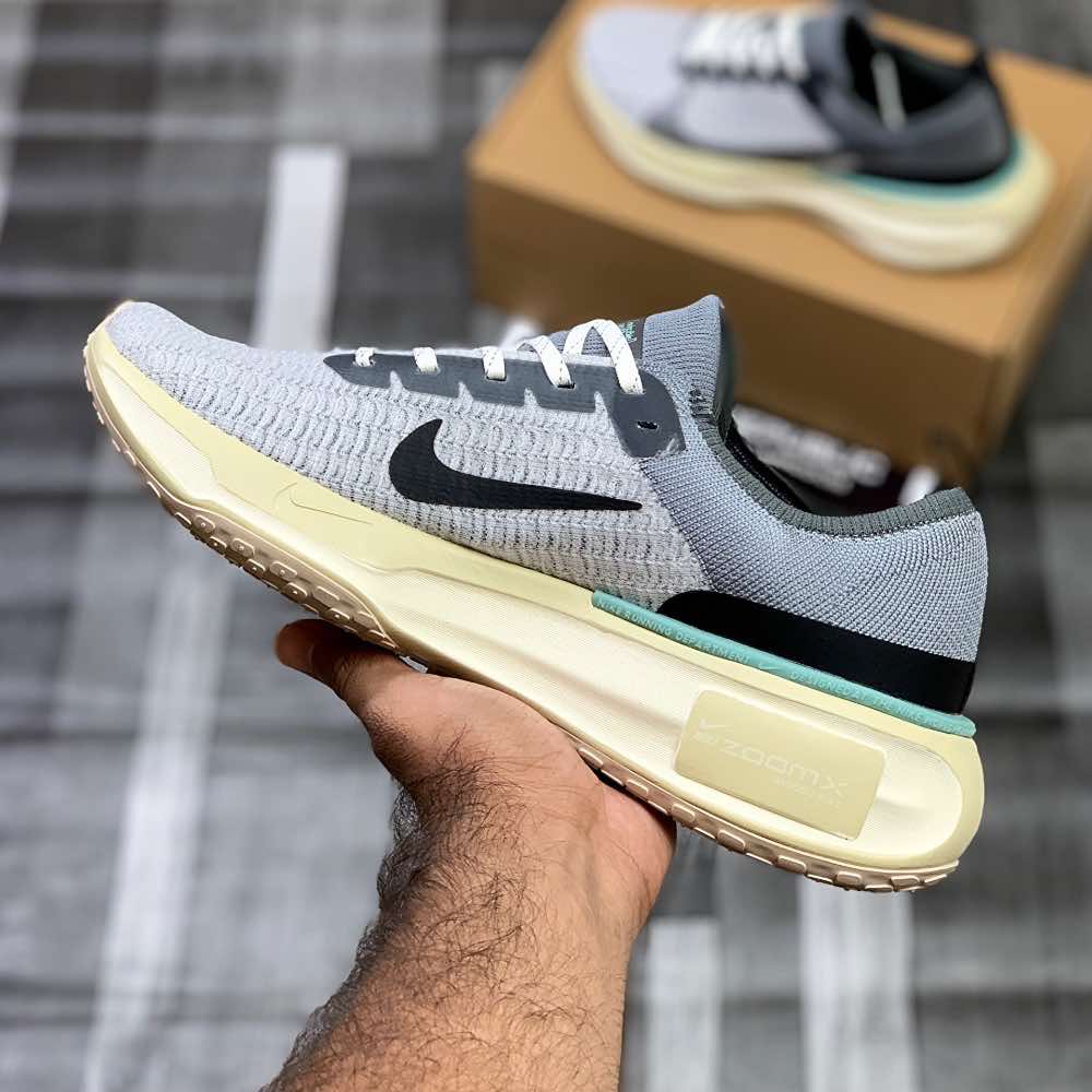 Nk Zooom X Invinciible Runn 3 (Grey) - ShoesRepublic 