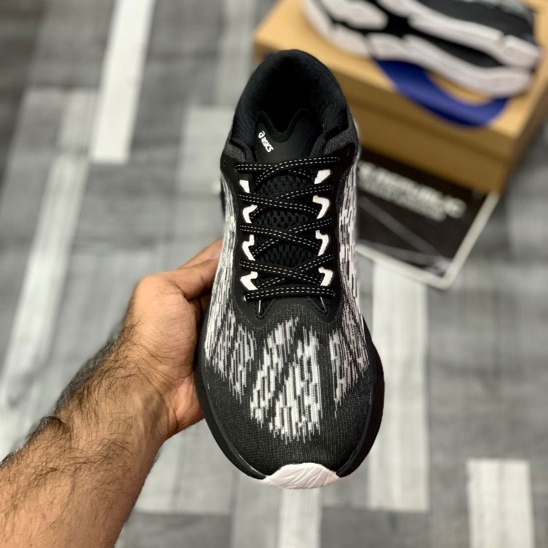 Novablastt 3 “Black White” Premium Batch - ShoesRepublic 