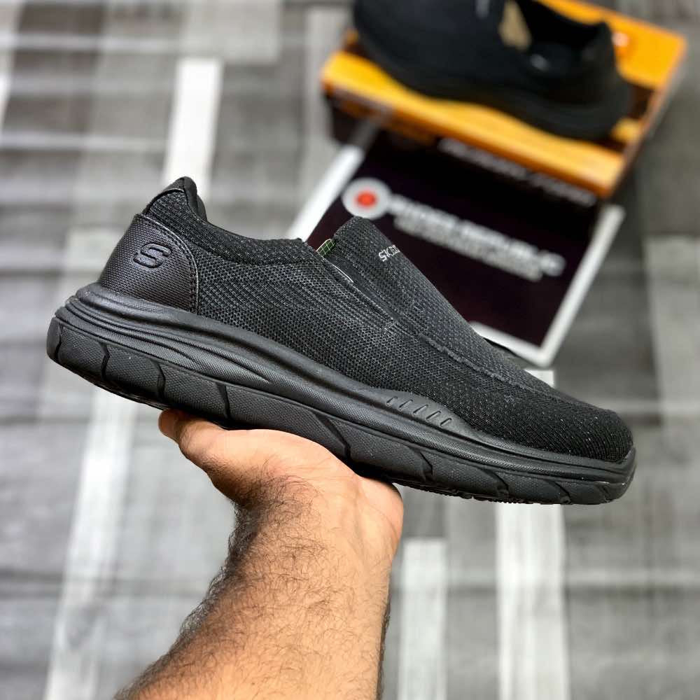 Skecherrs Relaxed Fitt with Air-Cooled "Black" - ShoesRepublic 