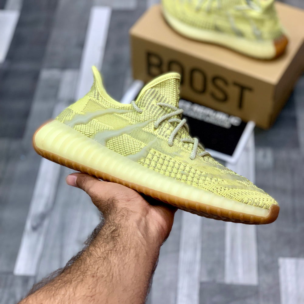 Yeeezzyy 350 v3 Glow (Antilia) Real Boost Premuiim Batch - ShoesRepublic 