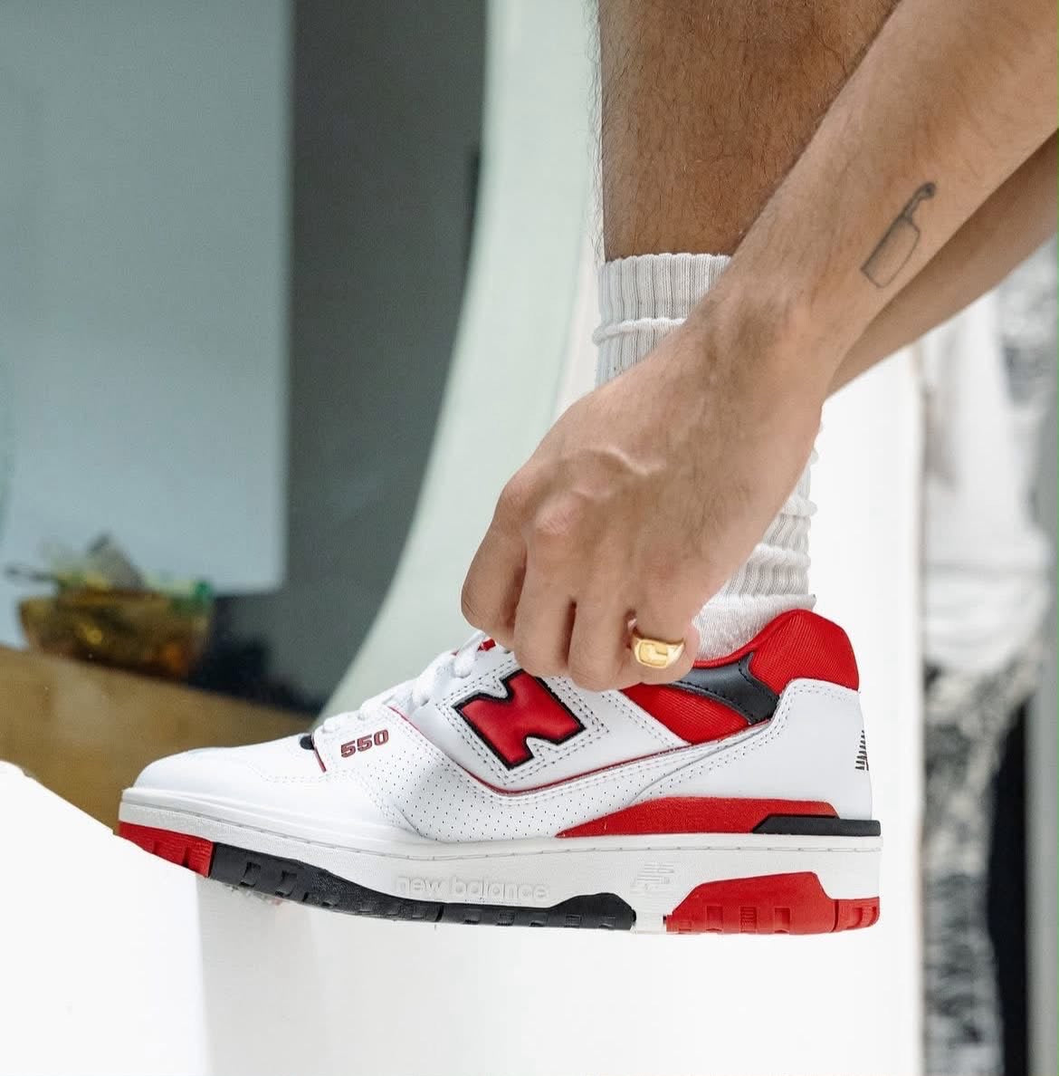 Nb 550 (Red)